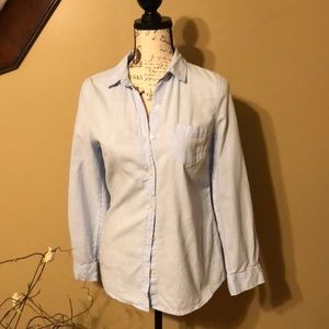 Old Navy powder blue cotton button down